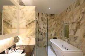 The Guest Hotel & Spa
