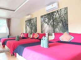 Sea Beach Koh Larn 3