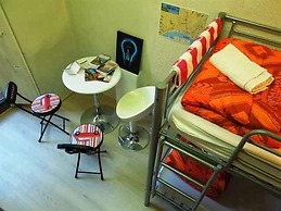 Victoria House - Hostel
