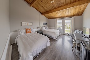 The Iona Heights Inn