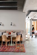 Alex Hotel