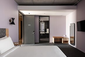Alex Hotel