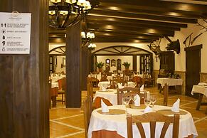Hotel Asador Albenzaire