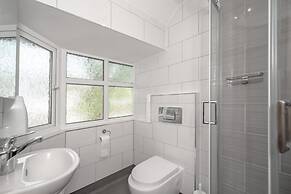 Flexistay Aparthotel Sutton