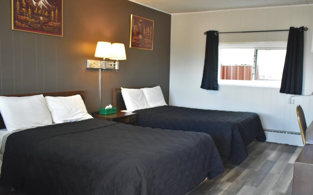 Hillside Inn Pembroke