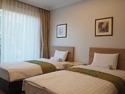 PineRidge Resort