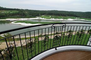 PineRidge Resort