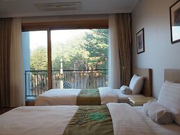 PineRidge Resort