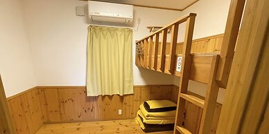 Lodge Orange Cabin