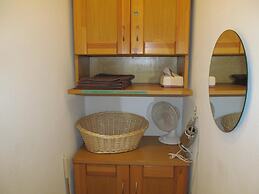 Lodge Orange Cabin