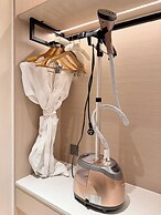 Lia Charlton Hotel Shenzhen