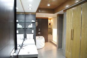 Platinum Suites