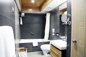 Platinum Suites
