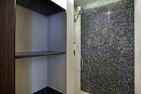 Platinum Grand