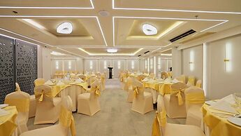 Platinum Grand
