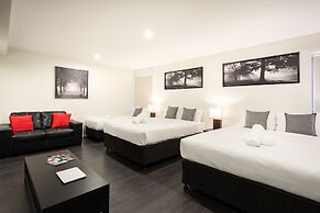Ascot Budget Inn & Residences