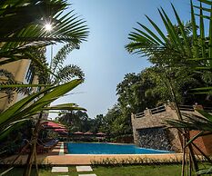 Rose Garden Hotel