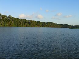 Lirio Lodge