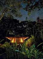 Lirio Lodge
