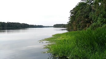 Lirio Lodge