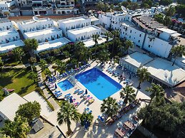 Nagi Beach Hotel