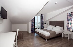 Hotel Columbia & Ninfea