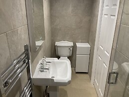 Glenora Guest House
