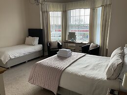 Glenora Guest House