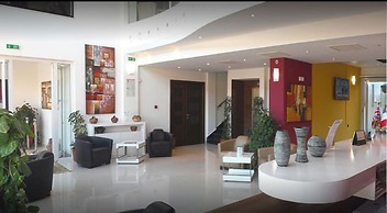 Clean Hotel