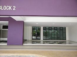 Indah Alam Vacation Home