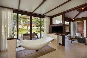 Fusion Resort Cam Ranh