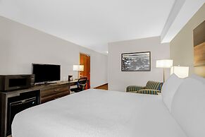 Days Inn & Suites by Wyndham Lindsay