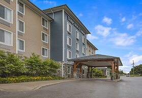 Days Inn & Suites by Wyndham Lindsay