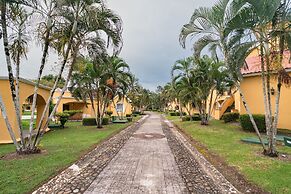 Amatique Bay Hotel