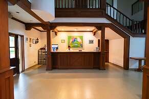 Amatique Bay Hotel