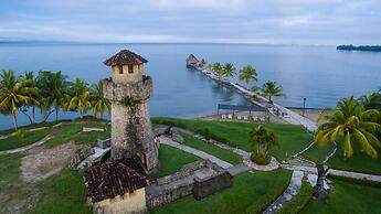 Amatique Bay Hotel