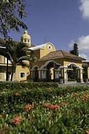 Amatique Bay Hotel