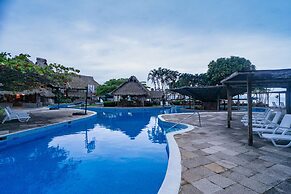 Amatique Bay Hotel