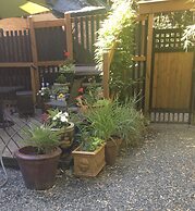 Salt Spring Carriage House B&B