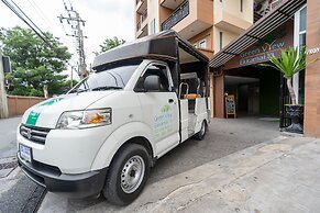 Greenview Ekkamai 10