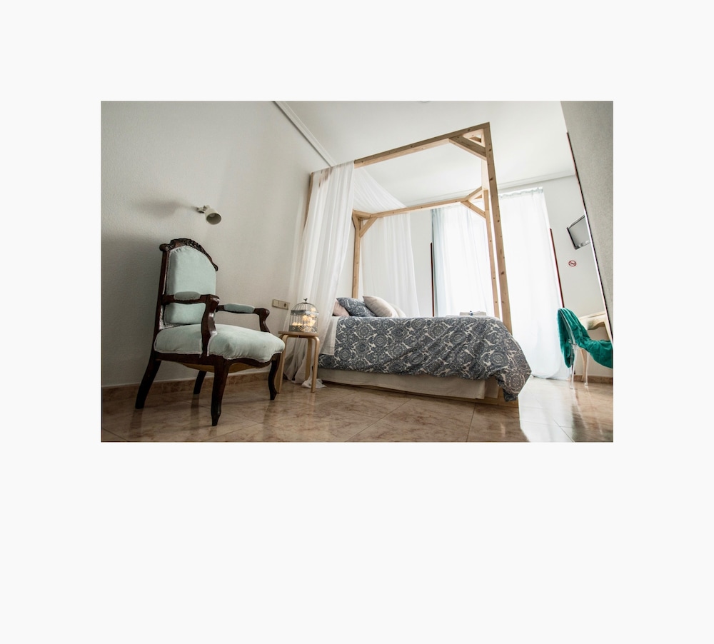 Hostal Vázquez de Mella