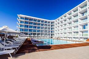 Eleana Hotel