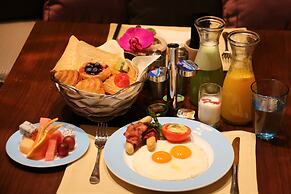 Crowne Plaza Yibin by IHG