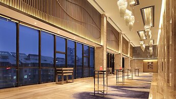 Crowne Plaza Yibin by IHG