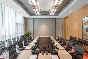 Crowne Plaza Yibin by IHG