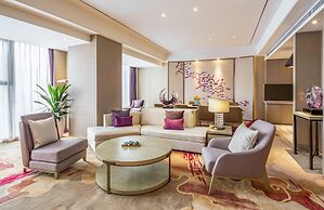 Crowne Plaza Yibin by IHG