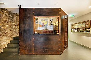 Okako Hotel