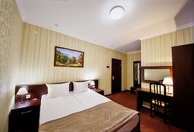 Favorit Hotel