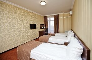 Favorit Hotel
