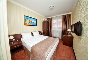 Favorit Hotel